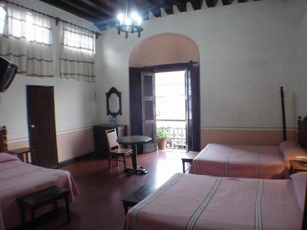 Hotel Monte Alban - Solo Adultos