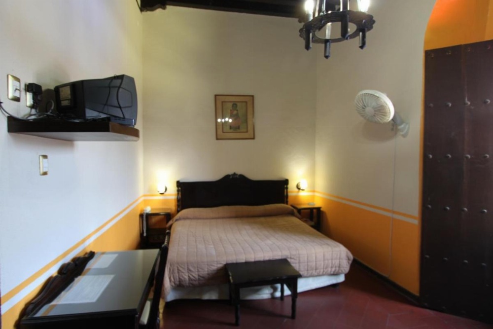 Hotel Monte Alban - Solo Adultos